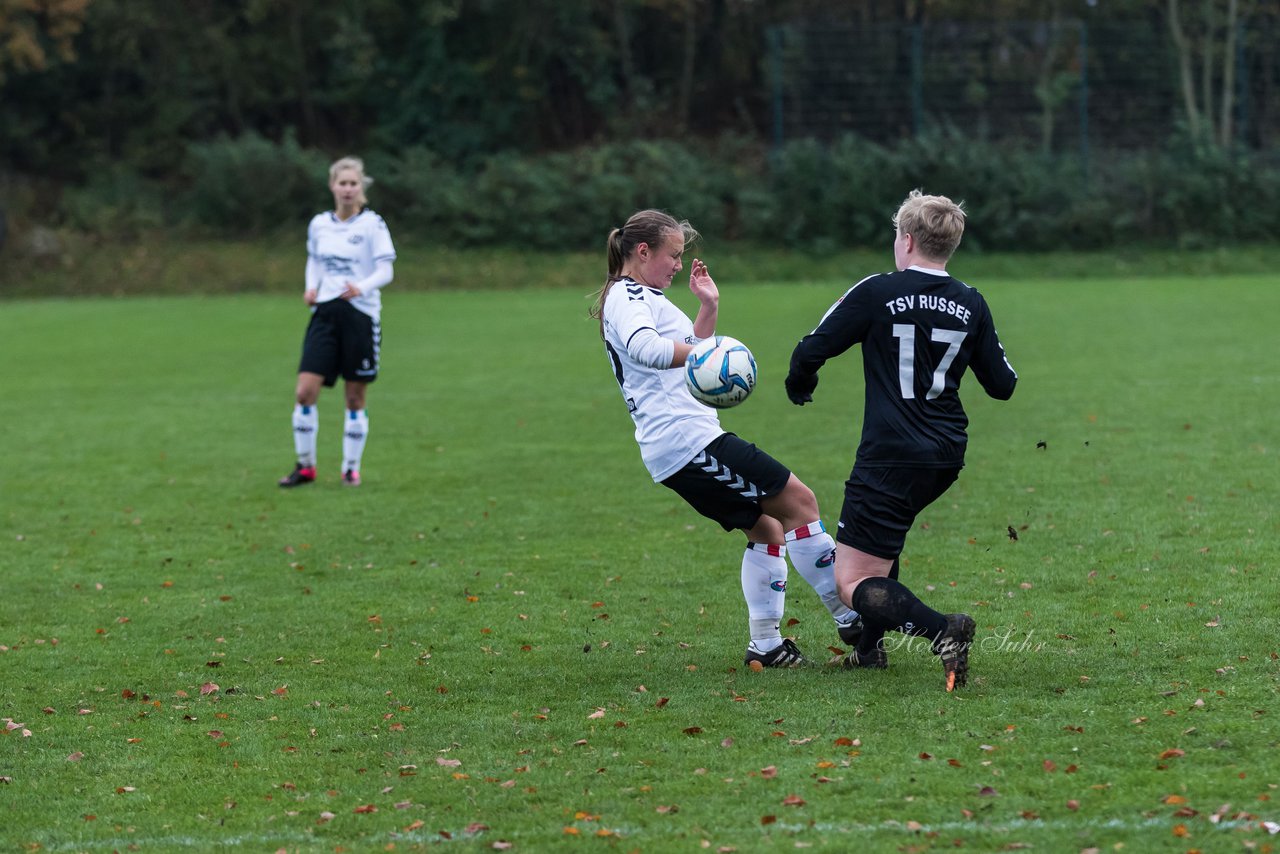 Bild 283 - Frauen SV Henstedt Ulzburg II - TSV Russee : Ergebnis: 5:0